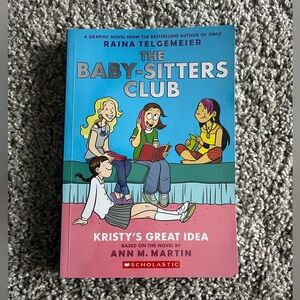 Raina Telgemeier book graphic novel the babysitters club baby-sitters club book